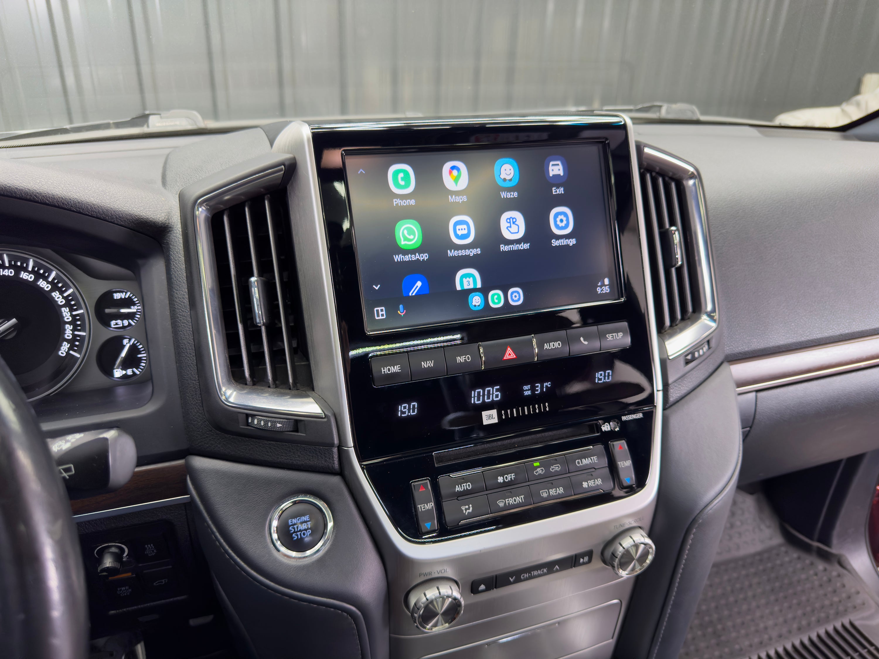 Lexus GX (2014-2021) w/Factory Nav  / Toyota LC200 (2016-2021) CarPlay + Android Auto Interface